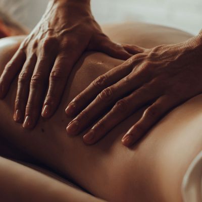 quali-sono-i-benefici-del-massaggio-olistico